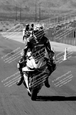 media/Sep-25-2023-Moto Forza (Mon) [[81ffa65e0a]]/Around the Pits/